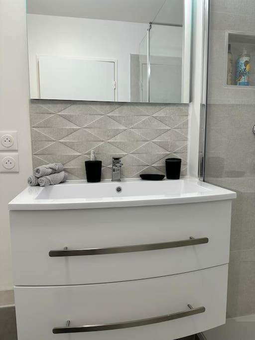 Bel Appartement A 25 Mn De Paris ซัคทรูวิลล์ ภายนอก รูปภาพ